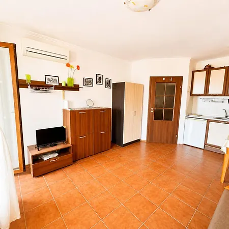 Marina Private C7 Apartman *